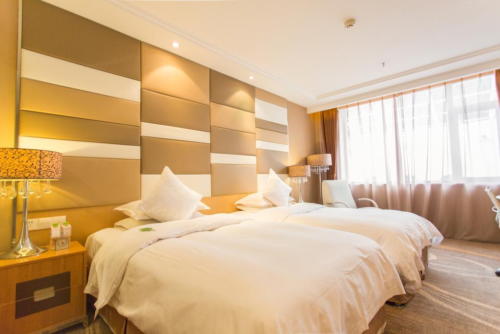 The Center Hotel Weihai Exterior foto